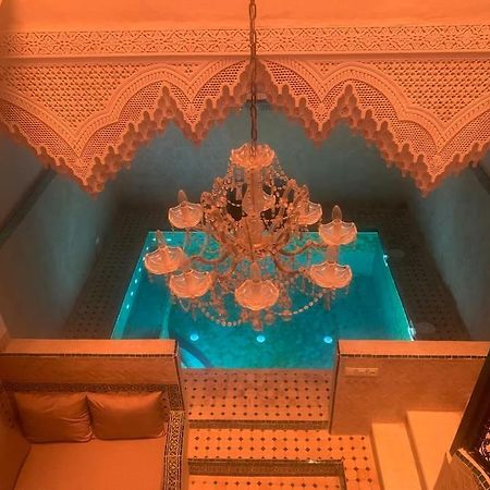 Super Riad Avec Piscine Interieure Marrakesh Luaran gambar