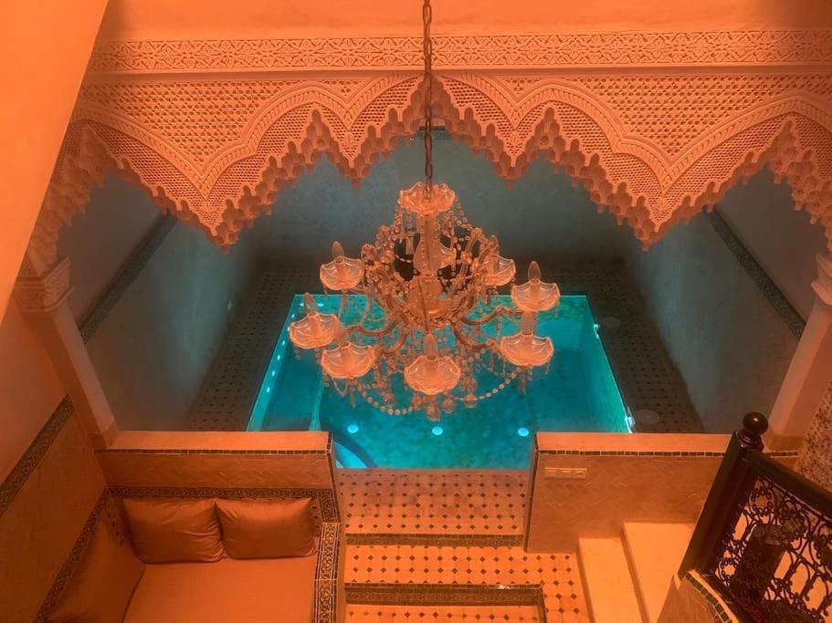 Super Riad Avec Piscine Interieure Marrakesh Luaran gambar