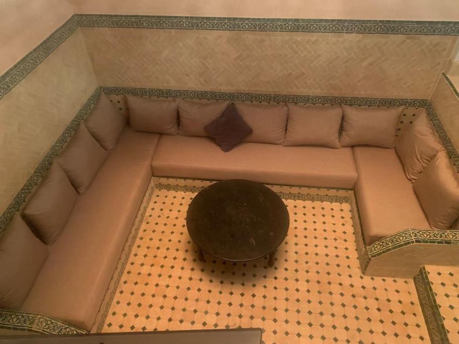 Super Riad Avec Piscine Interieure Marrakesh Luaran gambar